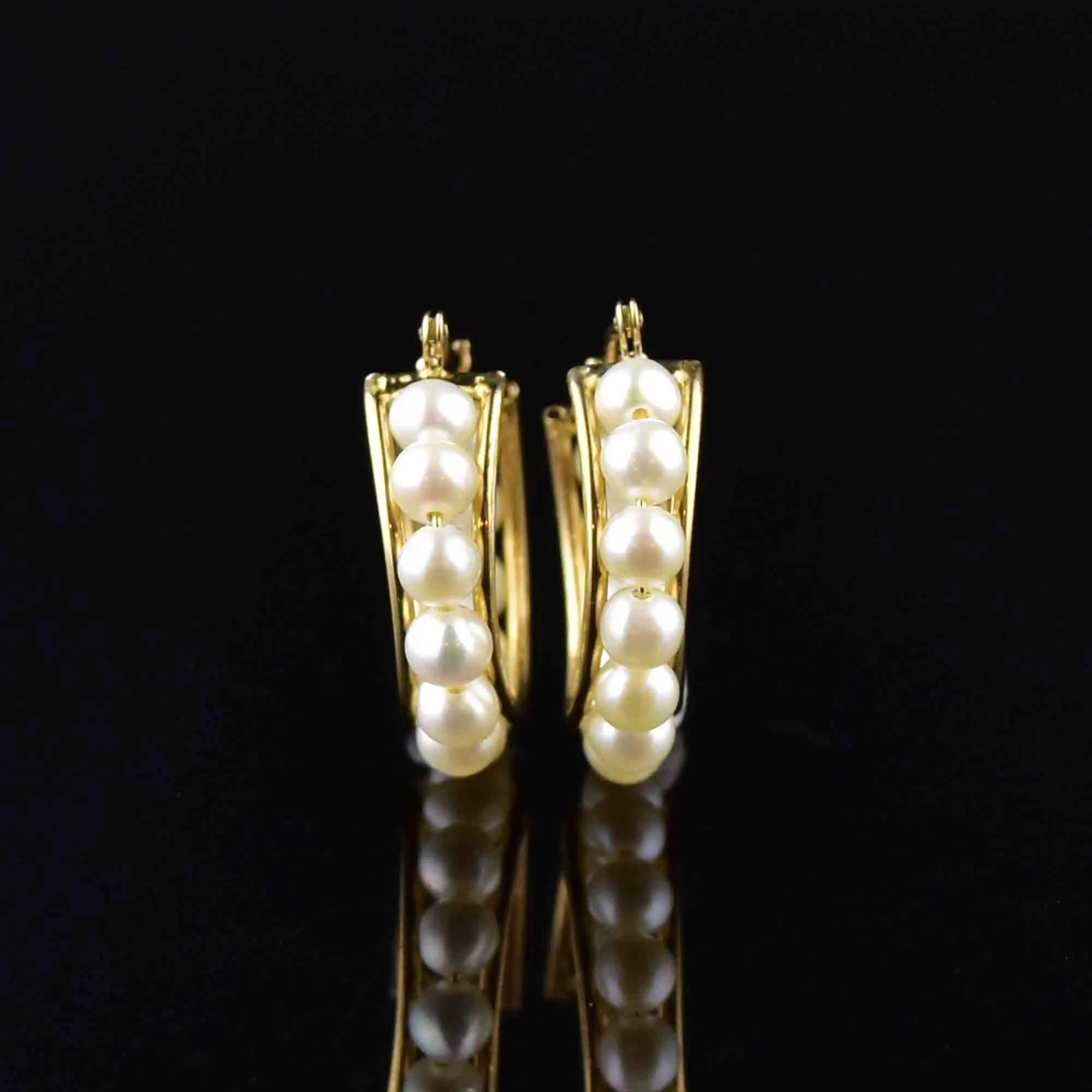 10K Gold Pearl Huggie Hoop Earrings