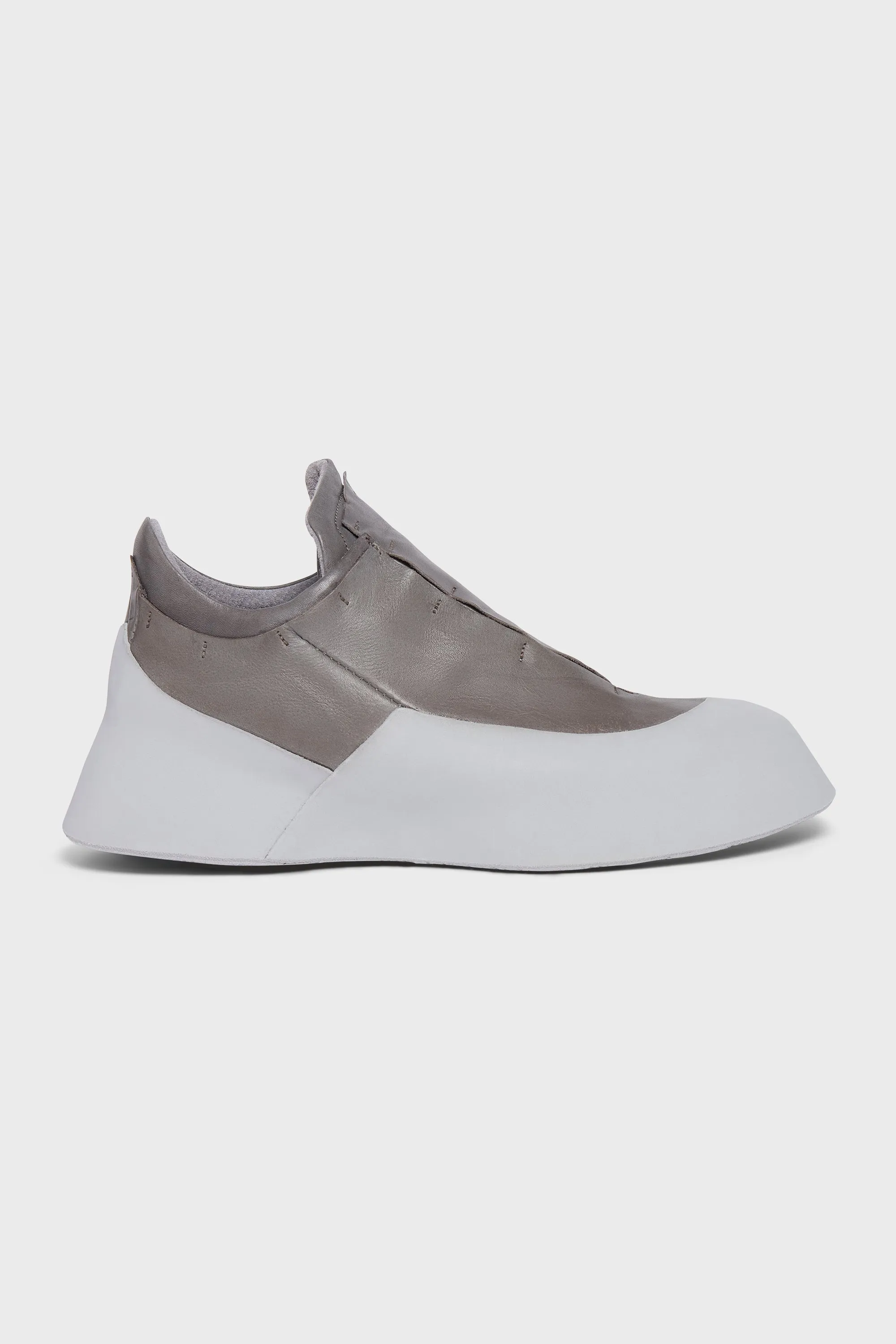 DISTORTION FEATHERWEIGHT LOWTOP SNEAKER GREY/GREY