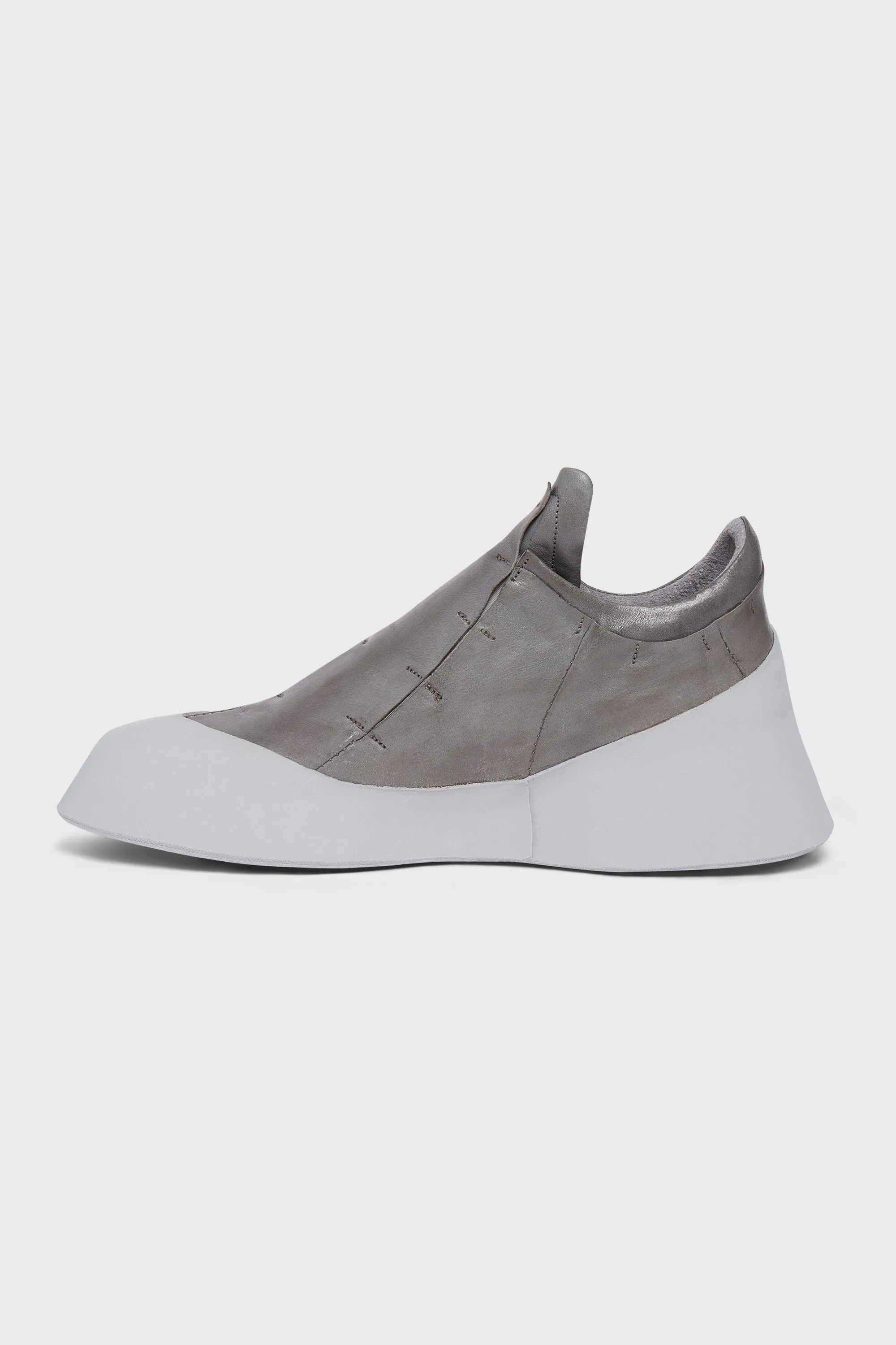 DISTORTION FEATHERWEIGHT LOWTOP SNEAKER GREY/GREY