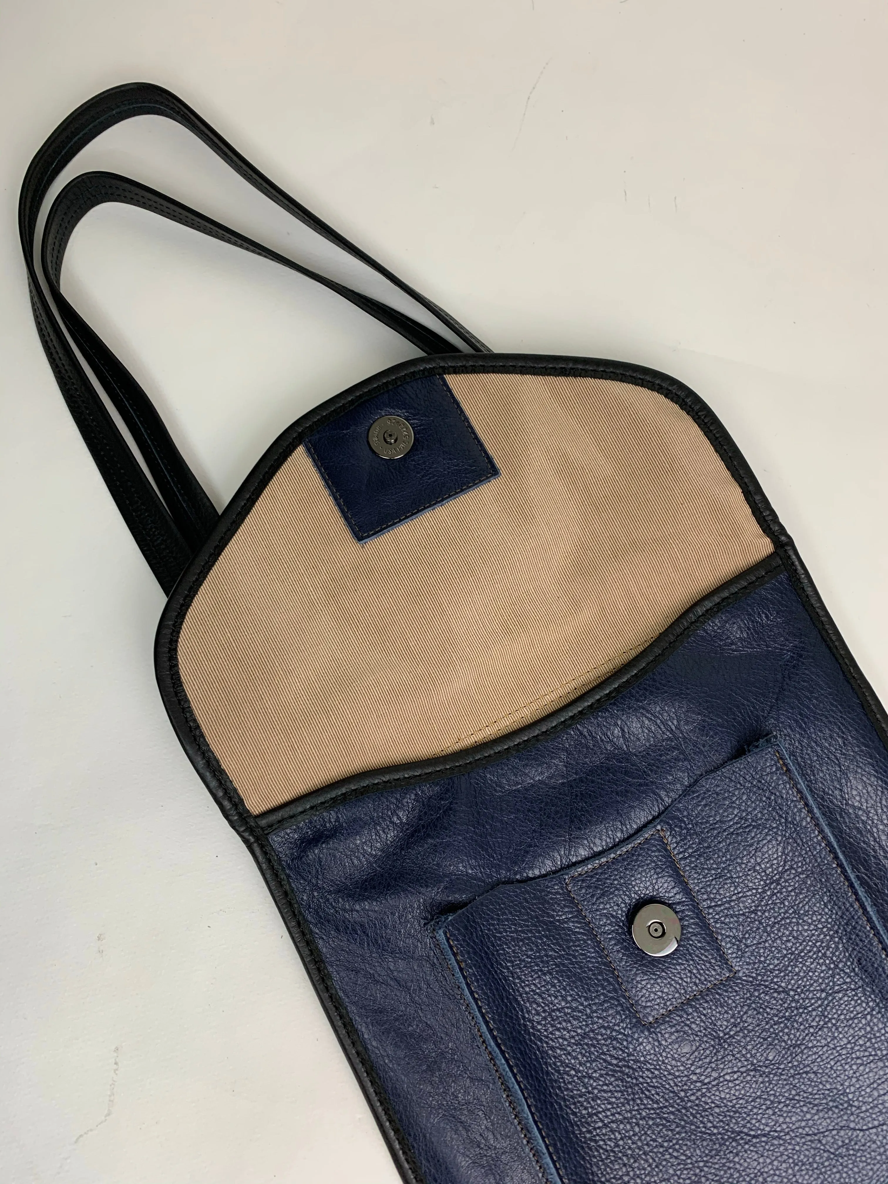 Flat Satchel