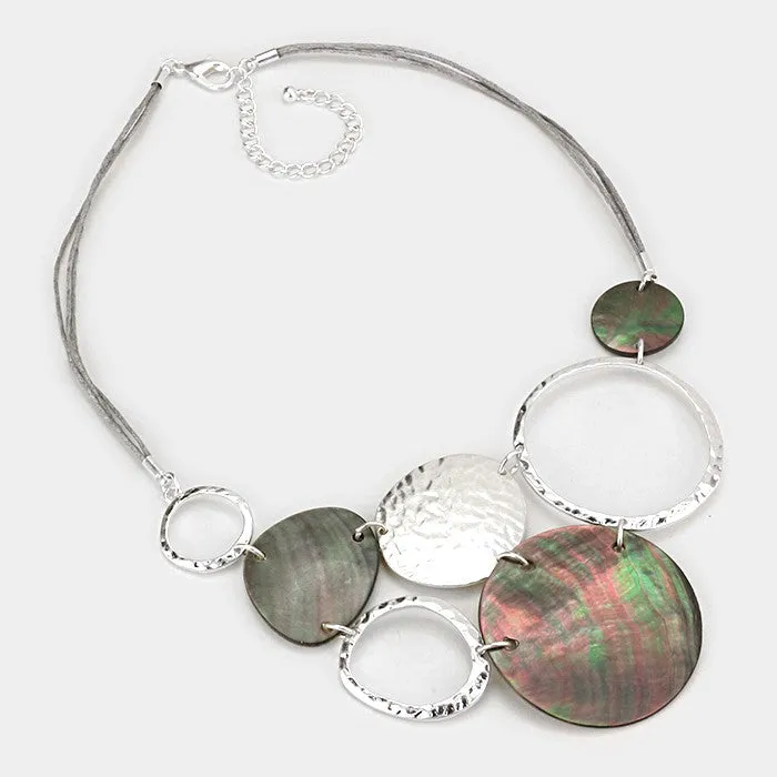 iLLASPARKZ Abalone disc & hammered metal hoop link necklace