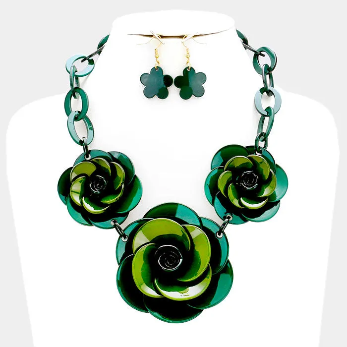 iLLASPARKZ Flower link collar necklace