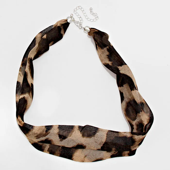 iLLASPARKZ Leopard Patterned Fabric Necklace