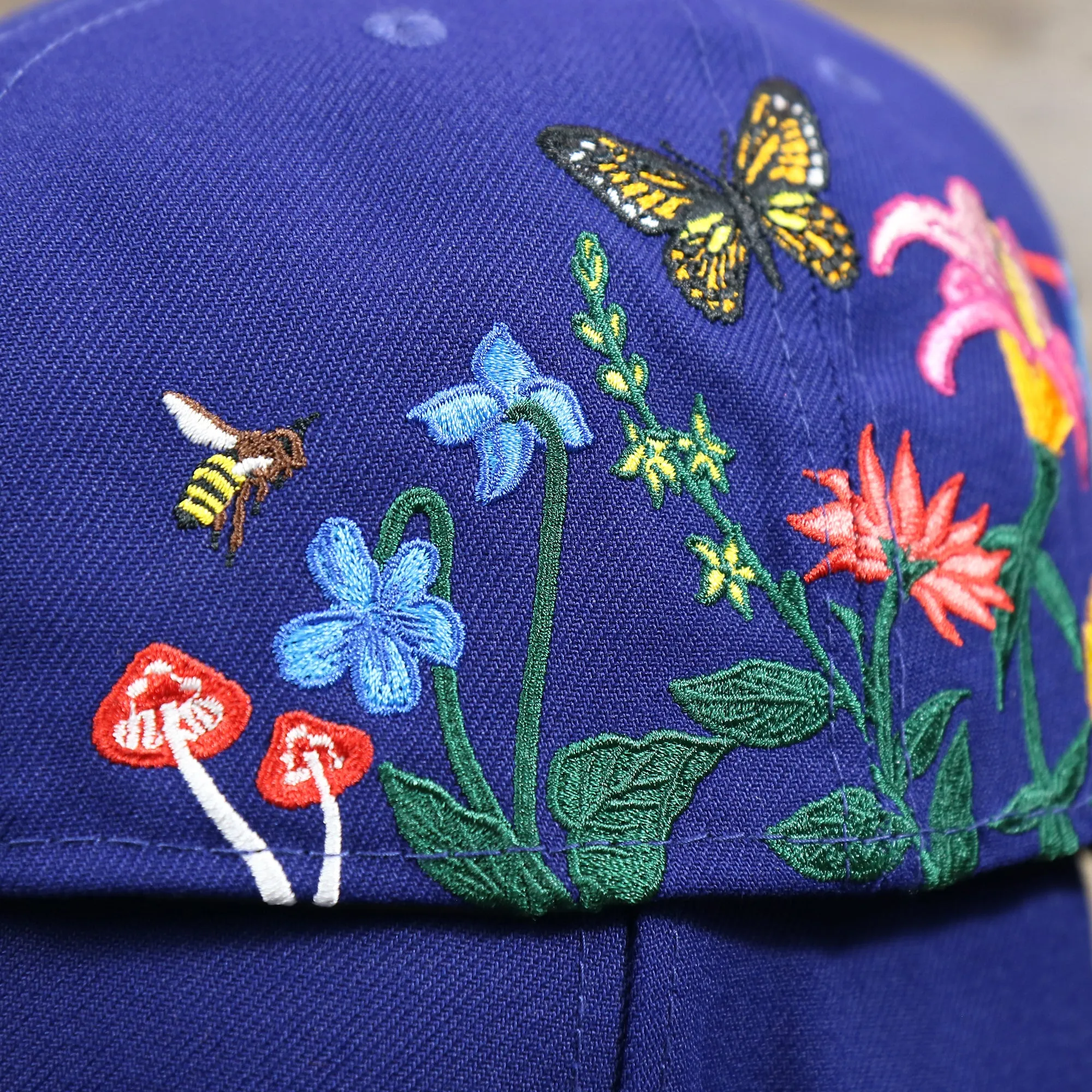 Los Angeles Dodgers Gray Bottom Bloom Spring Embroidery 59Fifty Fitted Cap | Royal Blue 59Fifty Cap