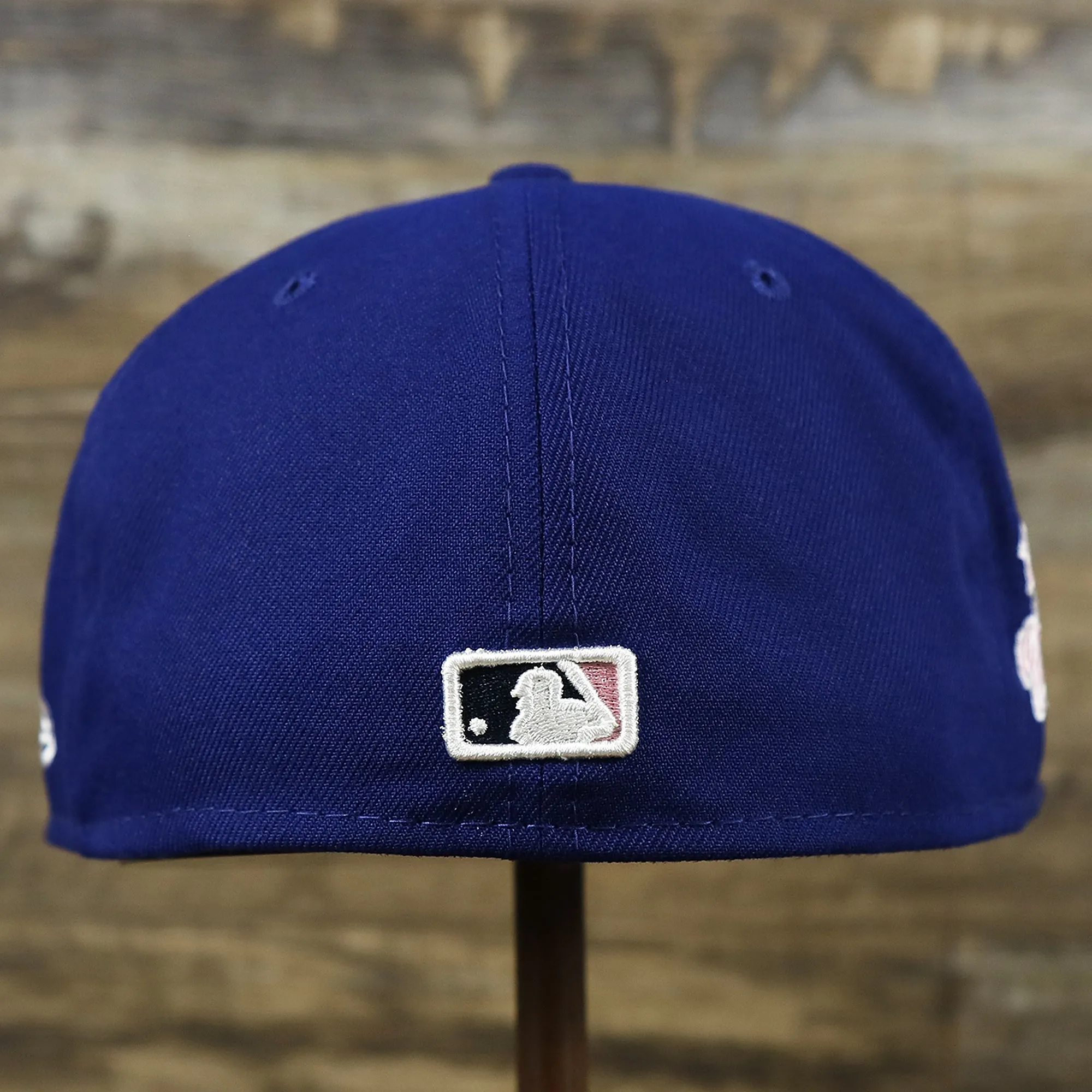 Los Angeles Dodgers Pop Sweat Pastel World Series Side Patch Fitted Cap With Pink Undervisor | Royal Blue 59Fifty Cap