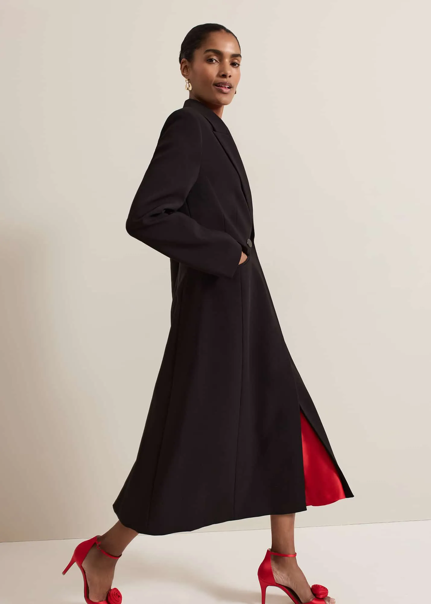 Maya Fitted Crepe Coat