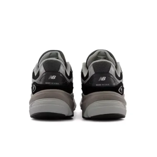 New Balance Women's 990 V6 Black