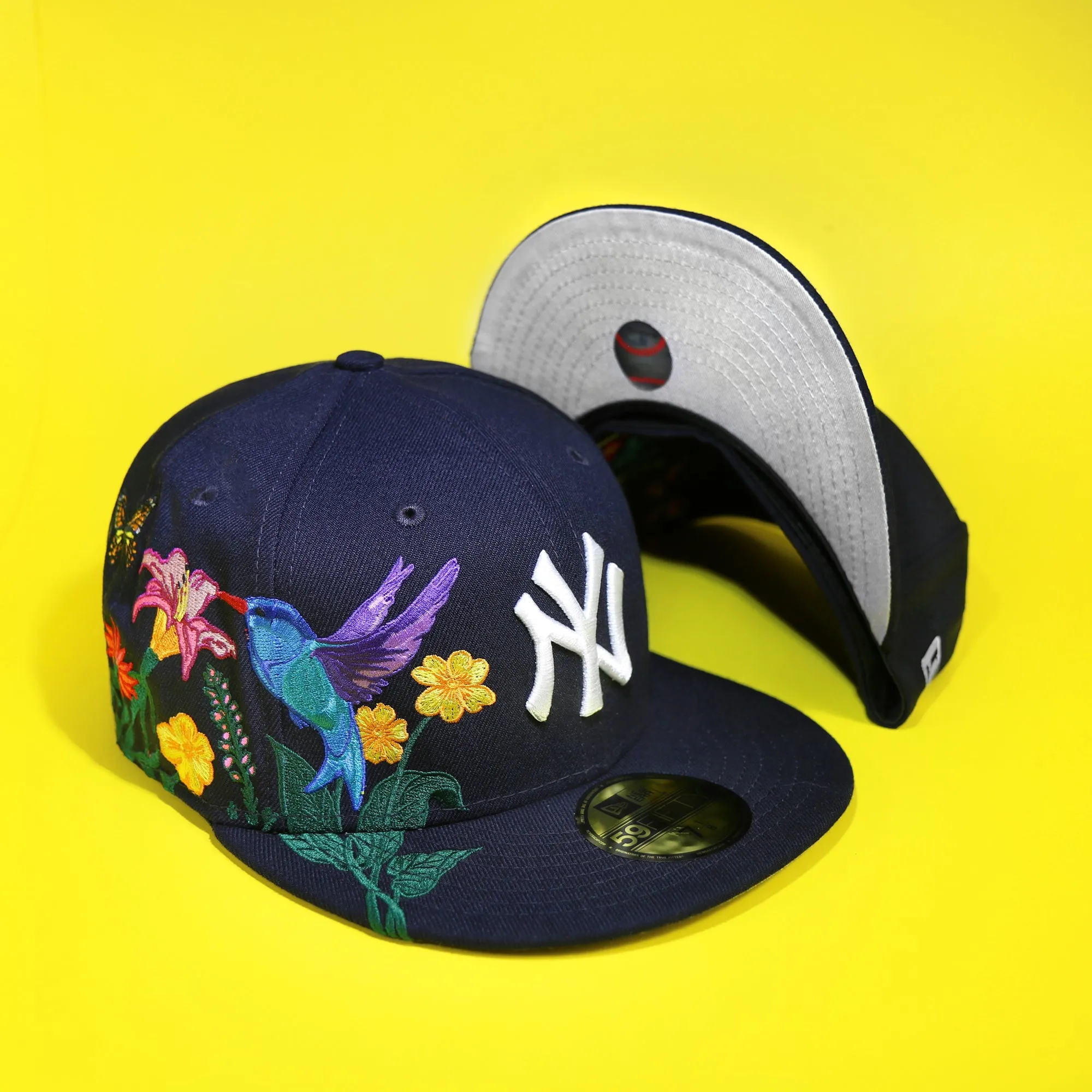 New York Yankees Gray Bottom Bloom Spring Embroidery 59Fifty Fitted Cap | Navy Blue 5950 Cap