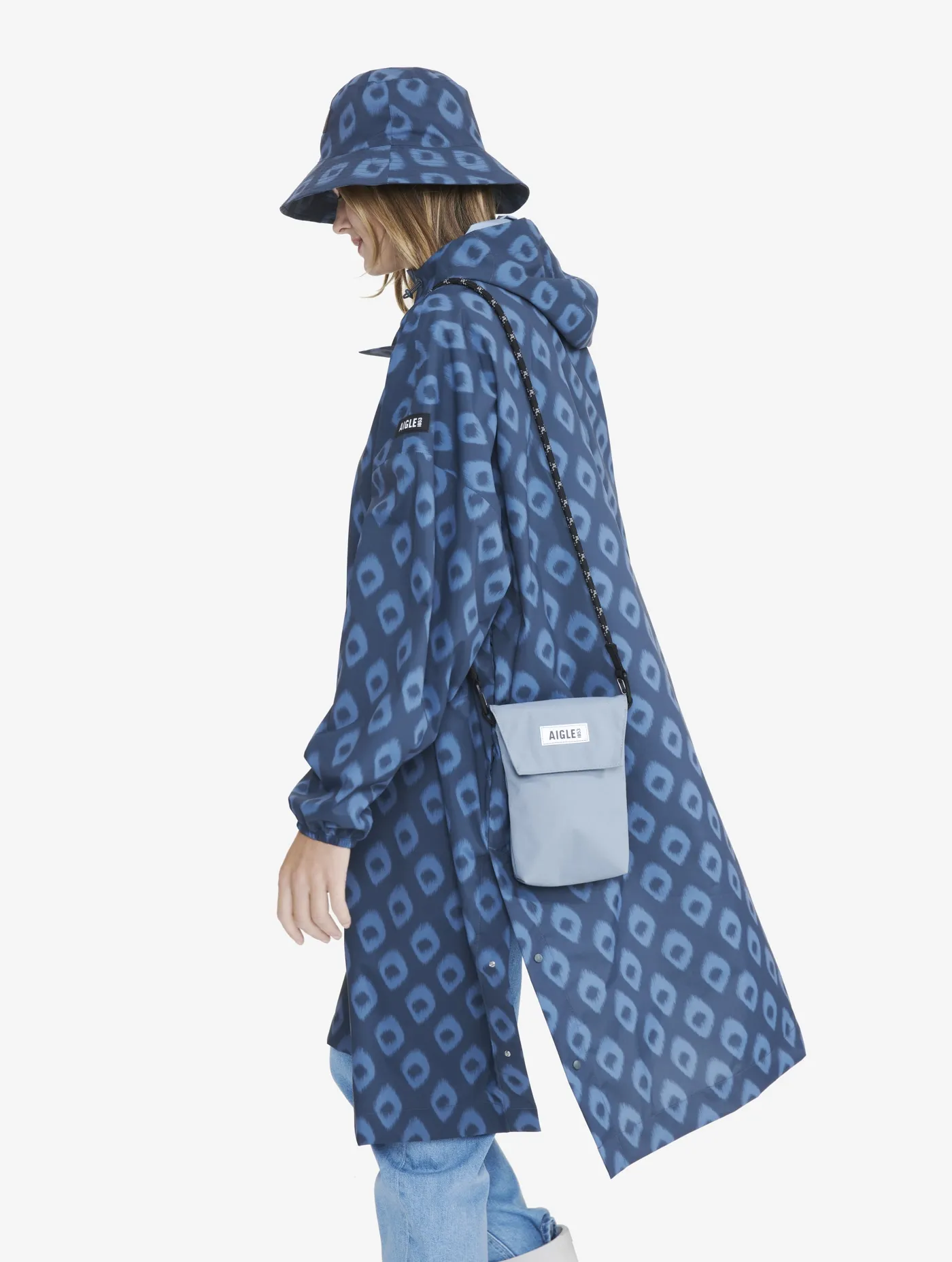 Packable printed poncho