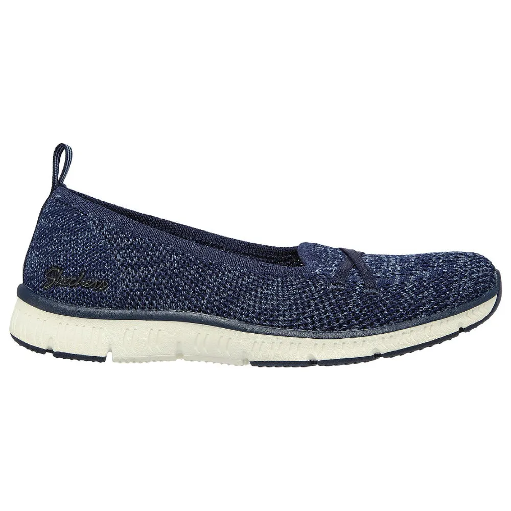 SKECHERS Women's Passioknit Running Shoe (Navy)