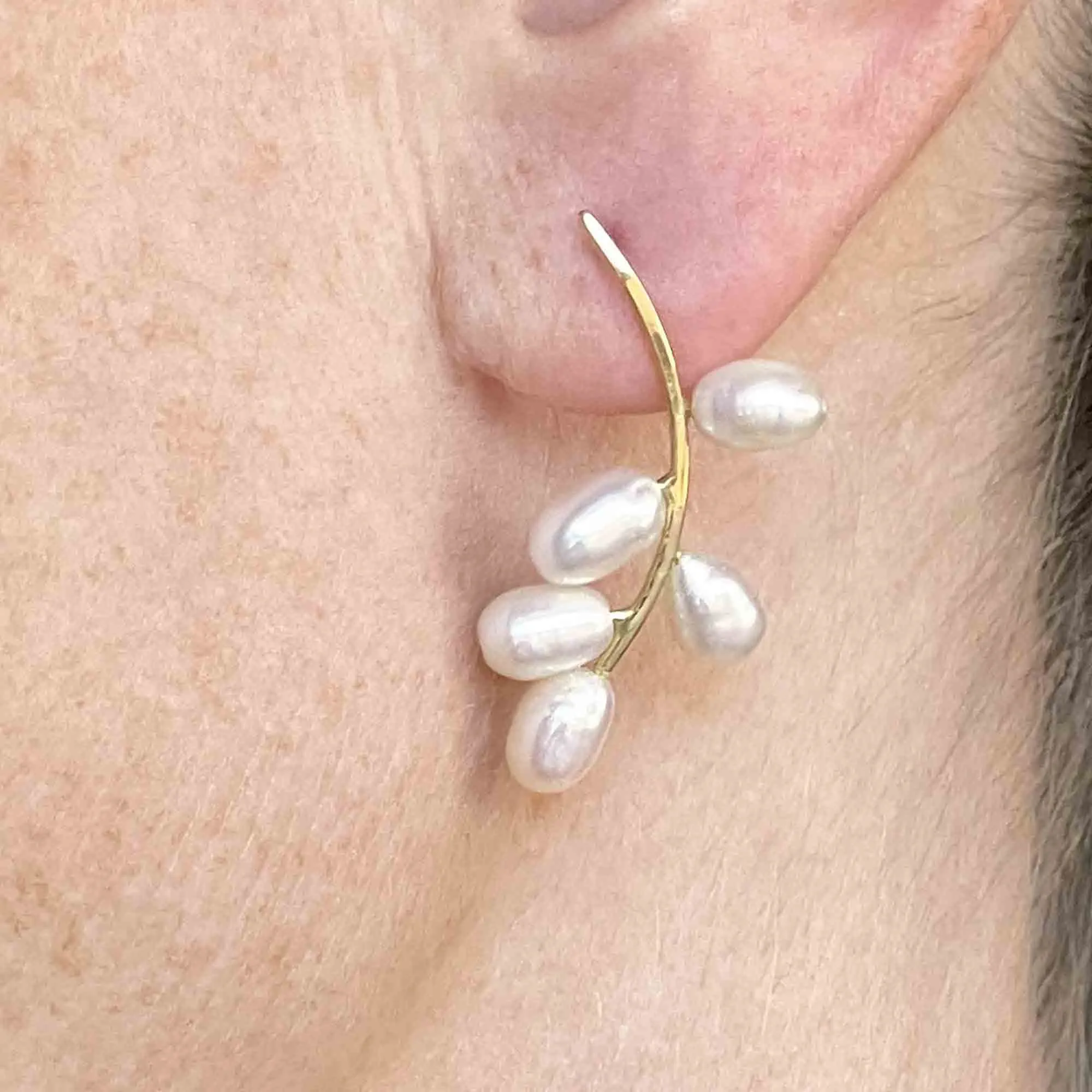 Vintage 14K Gold Bar Baroque Pearl Leaf Earrings